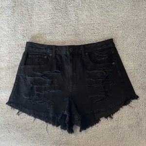 Black American Eagle jean short